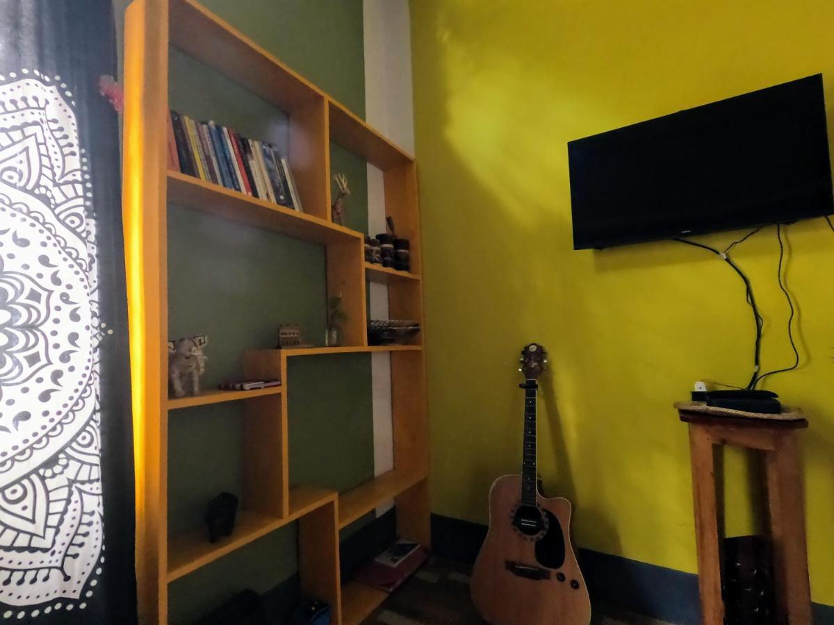 Stargaze Backpackers Hostel กูวาฮาติ ภายนอก รูปภาพ