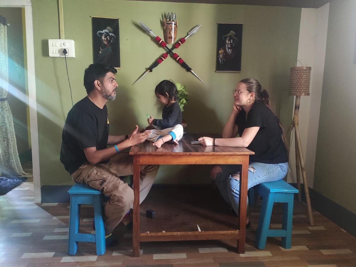 Stargaze Backpackers Hostel กูวาฮาติ ภายนอก รูปภาพ