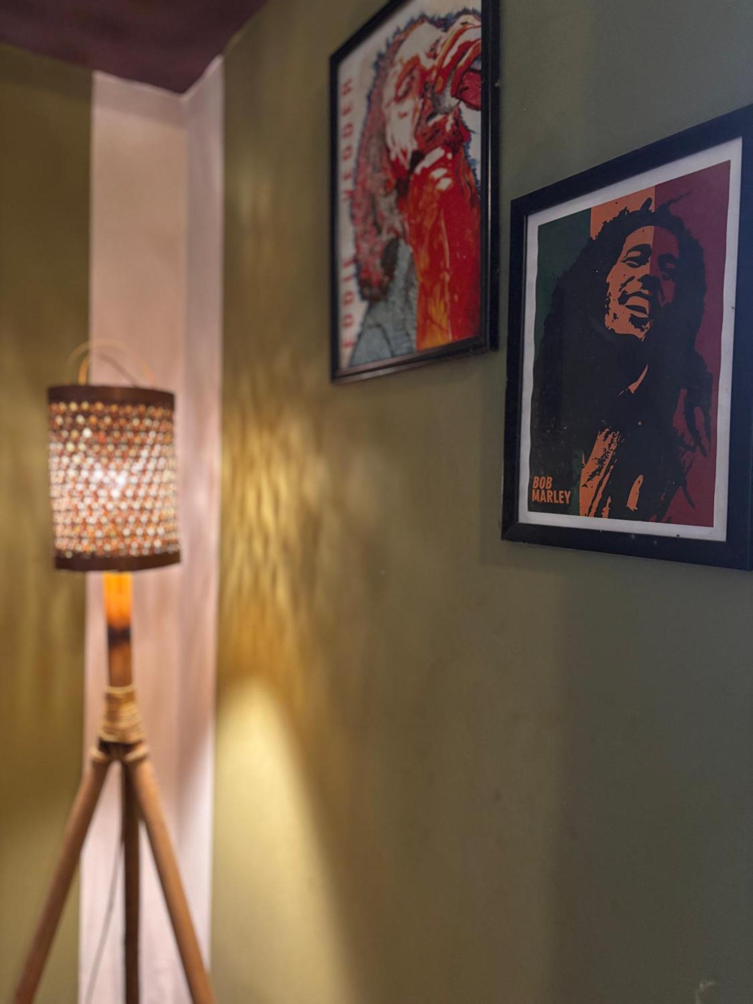 Stargaze Backpackers Hostel กูวาฮาติ ภายนอก รูปภาพ