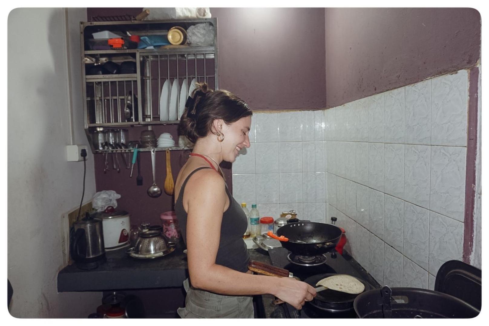 Stargaze Backpackers Hostel กูวาฮาติ ภายนอก รูปภาพ